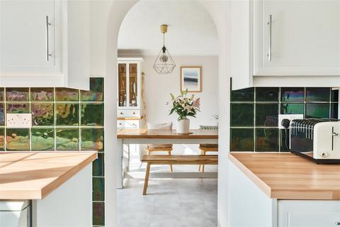 4 Priory View, Cornworthy, Totnes, TQ9 7HN