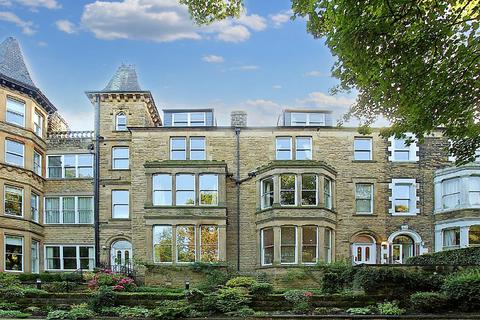 2 bedroom ground floor flat for sale, Valley Drive, Harrogate, HG2