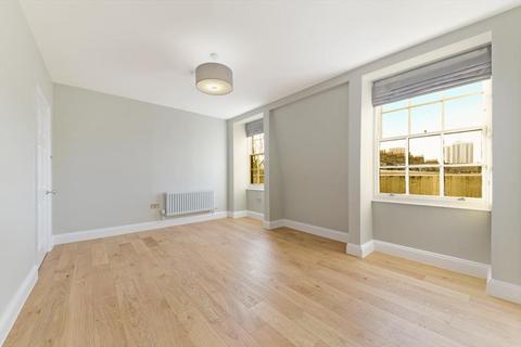 2 bedroom flat to rent, 49 Trinity Church Square, Southwark, London, SE1