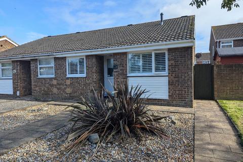 2 bedroom bungalow for sale, Fell Drive, Lee-On-The-Solent, Hampshire, PO13