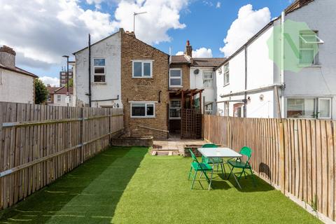26 Davidson Road, Croydon, CR0 6DB