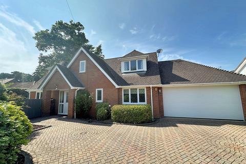 3 bedroom detached bungalow for sale, Verwood