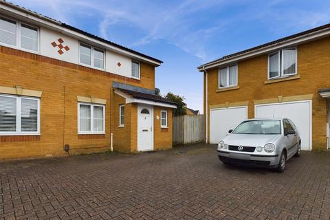 2 bedroom house for sale, Corinum Close, Emersons Green BS16