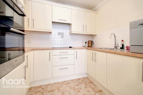 2 bedroom apartment to rent, Abbots Gate, Bury st edmunds