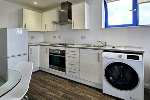 2 bedroom apartment to rent, Artists Way, Leeds LS12