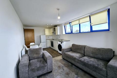 2 bedroom apartment to rent, Artists Way, Leeds LS12