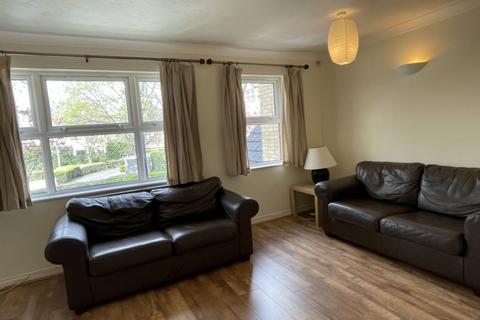 2 bedroom flat to rent, Monmouth Close, London, W4