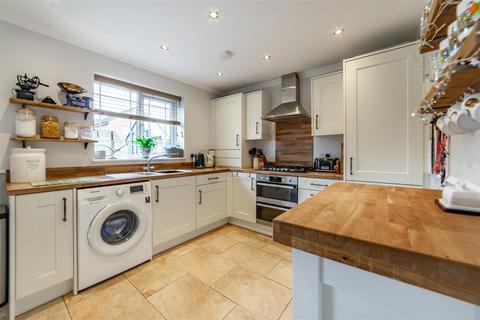 23 Glen Drive, Dinnington, Newcastle Upon Tyne, NE13 7FE