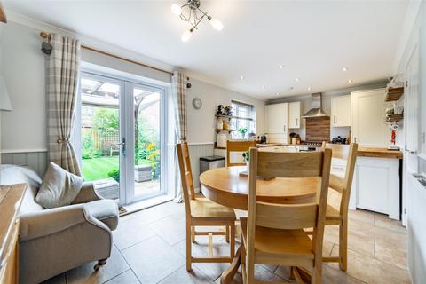 23 Glen Drive, Dinnington, Newcastle Upon Tyne, NE13 7FE