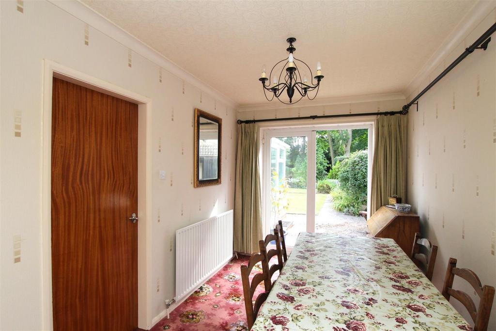 Dining Room.JPG