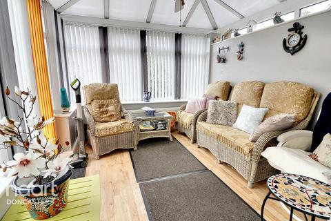 12 Sandall Park Drive, Wheatley Hills, Doncaster, DN2 5RP