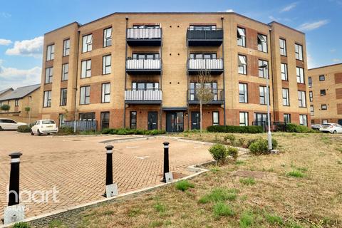 2 bedroom flat for sale, Devonshire Close, Grays