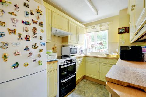 3 bedroom detached house for sale, Verder Grove, Nottingham