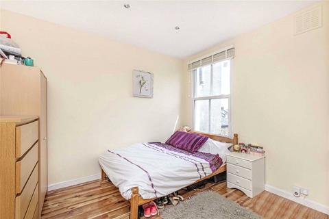 3 bedroom flat for sale, Landor Road, London, SW9