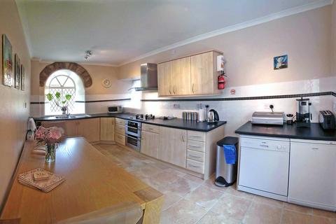 2 bedroom cottage to rent, Llanllawddog, Carmarthen, Carmarthenshire