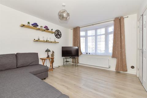 2 bedroom end of terrace house for sale, Fawn Road, Chigwell, Essex