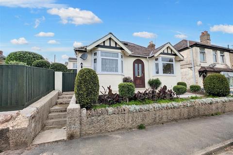 2 bedroom detached bungalow for sale, Quarry Road, Ryde