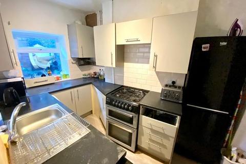 197 Springvale Road, Sheffield, S6 3NT