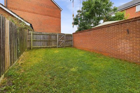 4 bedroom end of terrace house for sale, Boughton Way, Gloucester, Gloucestershire, GL4