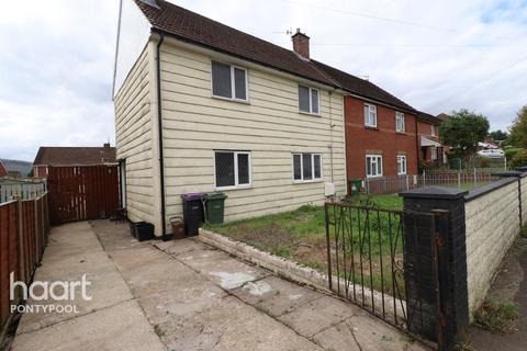 3 bedroom semi-detached house for sale, St Cadocs Road, Pontypool