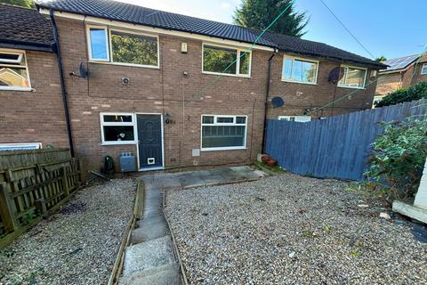 3 bedroom house to rent, Chandos Walk, Leeds, West Yorkshire, UK, LS8