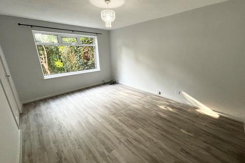 3 bedroom house to rent, Chandos Walk, Leeds, West Yorkshire, UK, LS8