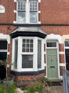 2 bedroom terraced house to rent, Clarendon Park Road, Leicester