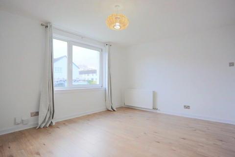 3 bedroom terraced house to rent, St Katherine's Crescent, Gracemount, Edinburgh, EH16