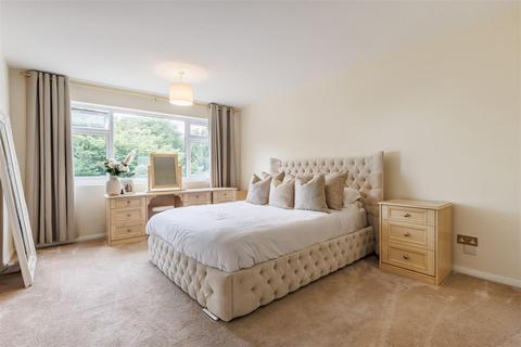 2 bedroom flat for sale, Ardmore Lane, Buckhurst Hill