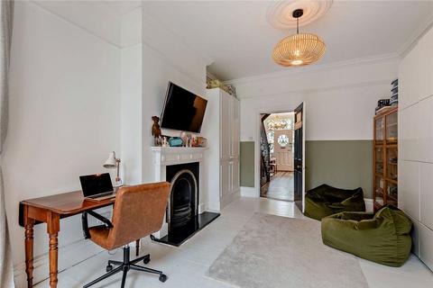196 Broadway, Peterborough, PE1 4DT