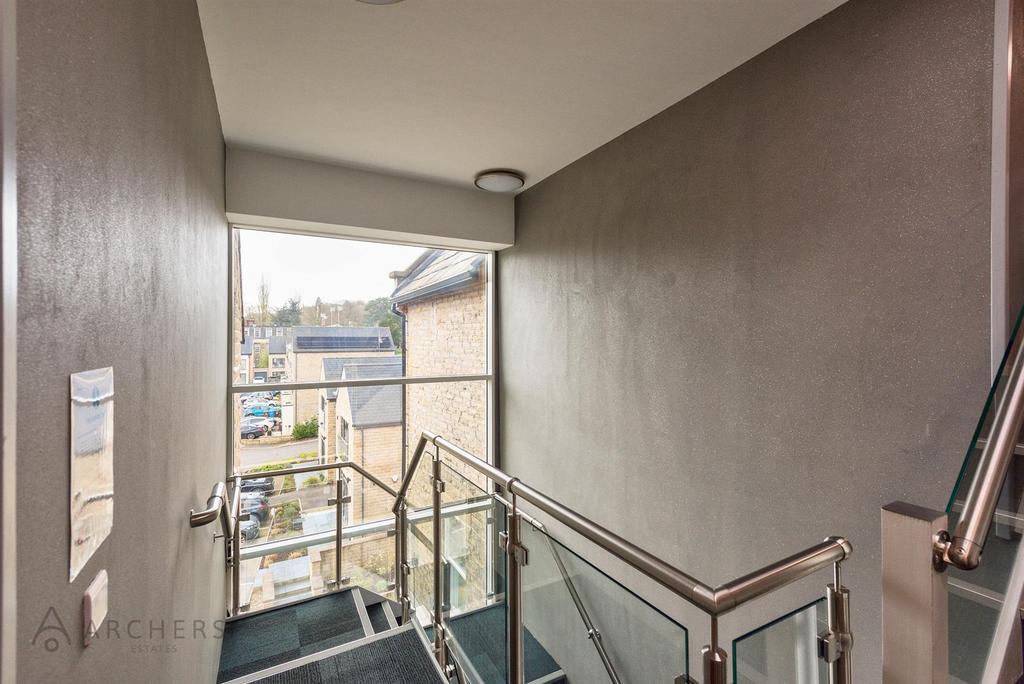 Apt.15 Beauchief Grove(Exterior)(15of16).jpg