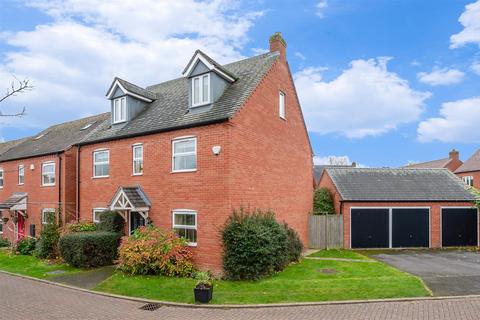 5 bedroom detached house for sale, Market Close, Henley-In-Arden B95