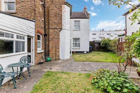 4 bedroom semi-detached house for sale, London Road, Morden SM4