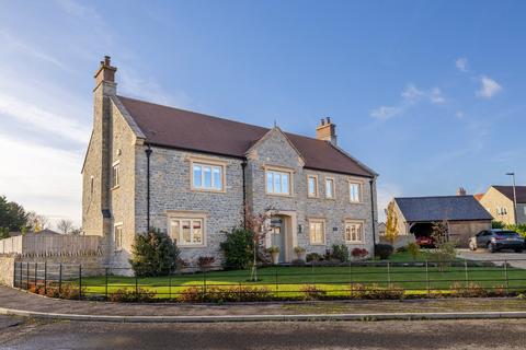 5 bedroom detached house for sale, Luns Close, Keinton Mandeville, Somerton, Somerset, TA11