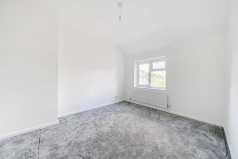 33 Charter Road, Kingston Upon Thames, KT1 3PY