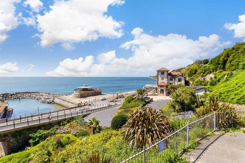 2 bedroom apartment for sale, Pier Street, Ventnor, Isle of Wight