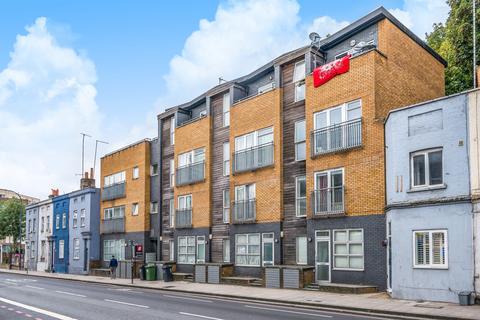 1 bedroom apartment for sale, Loampit Hill, London