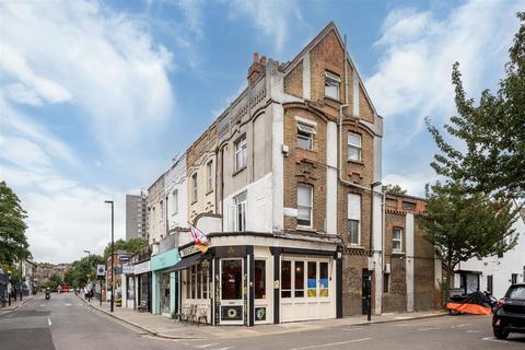 Property to rent, Crouch Hill, Crouch End N8