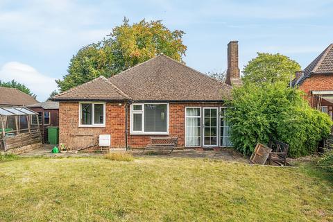 3 bedroom bungalow for sale, Leatherhead Road, Great Bookham, KT23