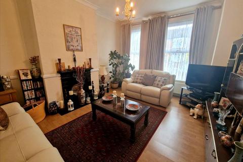 3 bedroom house for sale, Balloch Road, London, SE6