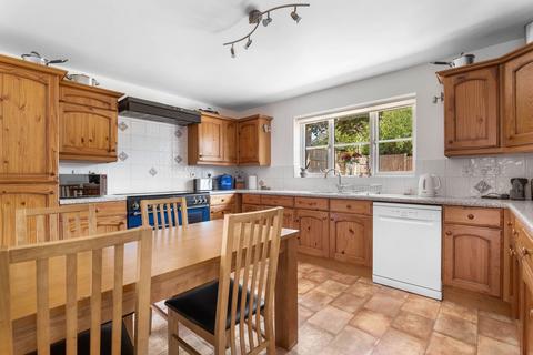 4 bedroom detached house for sale, 47 Peninsula Road, Norton, Worcester.  WR5 2SE