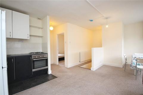 1 bedroom maisonette to rent, Leavesden Road, Watford, Hertfordshire, WD24