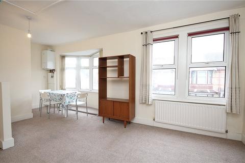 1 bedroom maisonette to rent, Leavesden Road, Watford, Hertfordshire, WD24