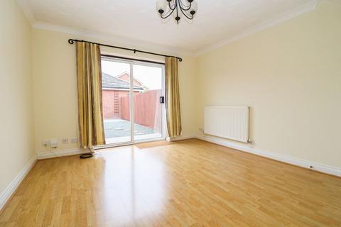 2 bedroom terraced house for sale, Goodman Road, Bedford