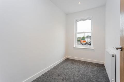 3 bedroom maisonette for sale, Brighton Road, Horley RH6