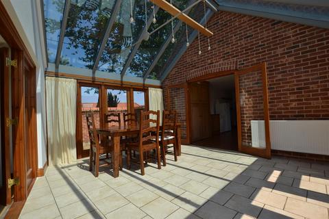 3 bedroom barn conversion to rent, West Beckham, Sheringham, Norfolk