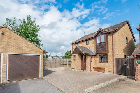 4 bedroom detached house for sale, Wolves Croft, Woolmer Green, SG3