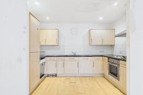 2 bedroom apartment for sale, Fir Tree Place, Church Road, Ashford, Surrey, TW15