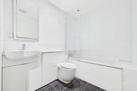 2 bedroom apartment for sale, Fir Tree Place, Church Road, Ashford, Surrey, TW15