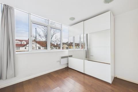 24 Fir Tree Place, Ashford, TW15 2PH